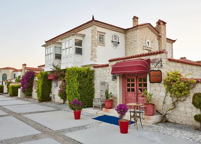 Alakapi & Villa Alaçatı